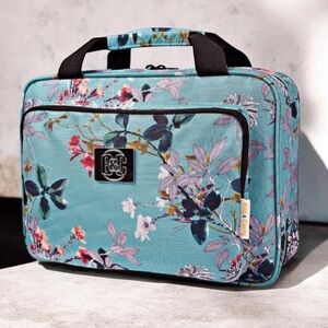 ***NWT*** Set of Large Hanging Travel Bag - Turquoise Floral - Blue